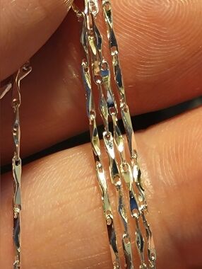18" Solid .925 Sterling Silver Narrow Strip Necklace 1mm [2.35g] Womens Jewlery